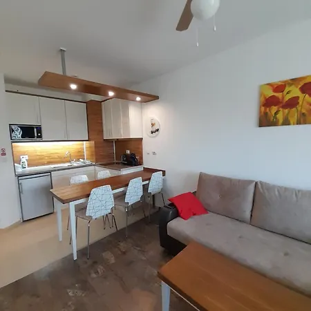 Belvedere Club H79 Apartman