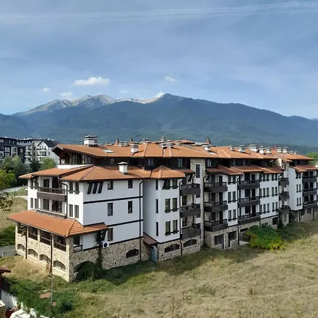 Belvedere Club H79 アパート *