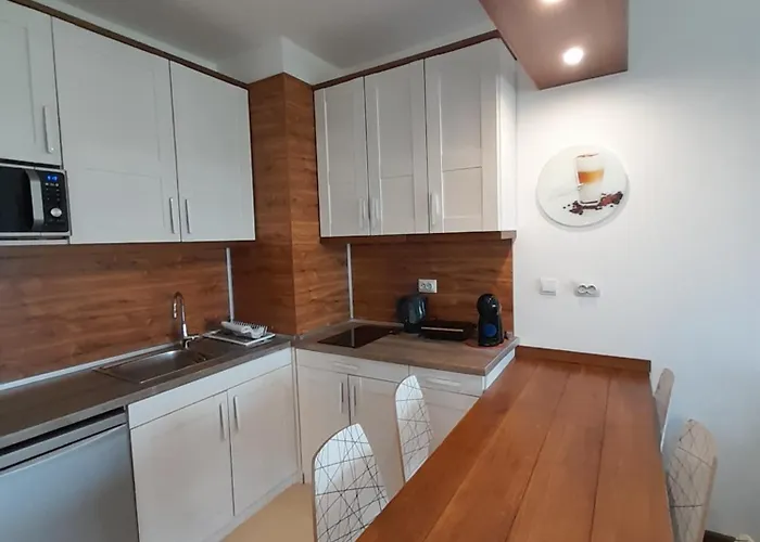 Belvedere Club H79 Apartment