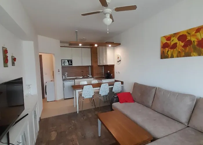 Belvedere Club H79 Apartment *